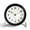 Arne Jacobsen Clocks Pöytäkellot^AJ Station pöytäkello, musta