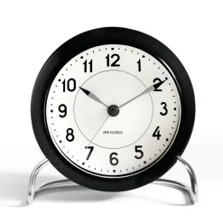Arne Jacobsen Clocks Pöytäkellot^AJ Station pöytäkello, musta