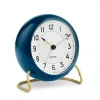 Arne Jacobsen Clocks Pöytäkellot^AJ Station pöytäkello petrolinsininen, petrolinsininen