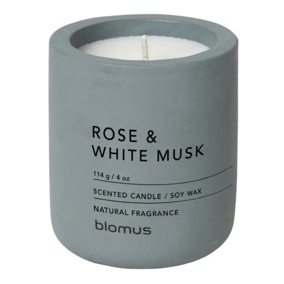 Blomus Tuoksukynttilät & Tuoksutikut^Fraga tuoksukynttilä 24 tuntia, Rose & White Musk-Flintstone