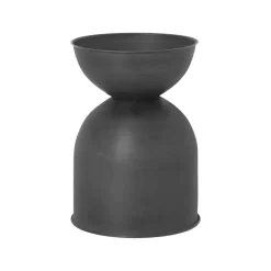Ferm Living Ruukut^Hourglass ruukku, pieni Ø30 cm, Musta-tummanharmaa