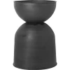 Ferm Living Ruukut^Hourglass ruukku, suuri Ø50 cm, Musta-tummanharmaa