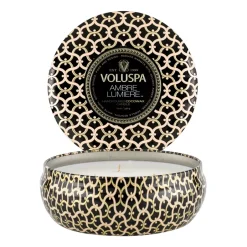 Voluspa Tuoksukynttilät & Tuoksutikut^Maison Noir 3-wick Tin tuoksukynttilä 40 tuntia, Ambre Lumiere