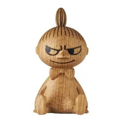 Dsignhouse x Moomin Puuhahmot^Muumi puukoriste Pikku Myy 8 cm, TAMMI (FSC)