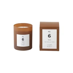 Illume x Bloomingville Tuoksukynttilät & Tuoksutikut^NO. 6 Sequoia -tuoksukynttilä, 200 g + Lahjalaatikko