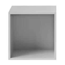Muuto Hyllyt & Hyllyjärjestelmät^Stacked 2.0 hyllyjärjestelmä taustalevyllä, medium, vaaleanharmaa