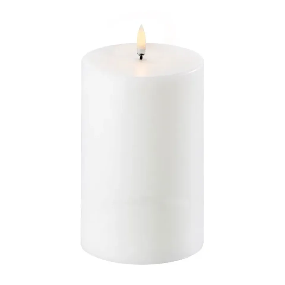 Uyuni Lighting Led-Kynttilät^Uyuni LED Pöytäkynttilä valkoinen Ø 10,1 cm, 15,2 cm